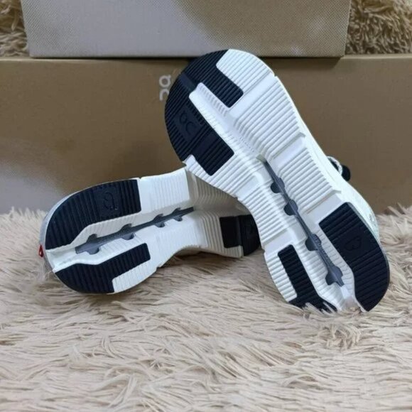 🍳 Cloudnova On Cloud Women's Running Trainers - Picture 3 of 6